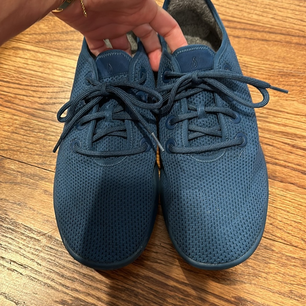 Allbirds Sneakers - Picture 3 of 5